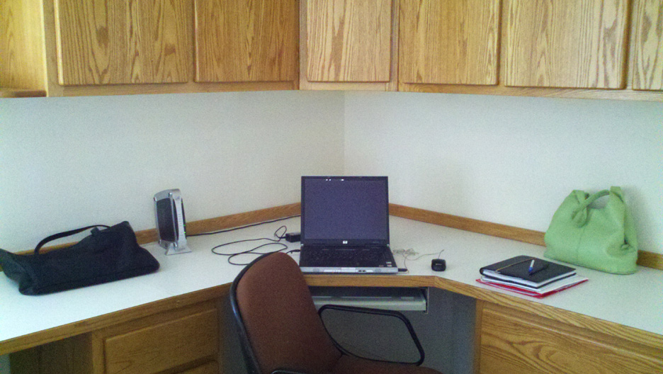 MidValley Airpark home with hangar for sale, Los Lunas, Albuquerque