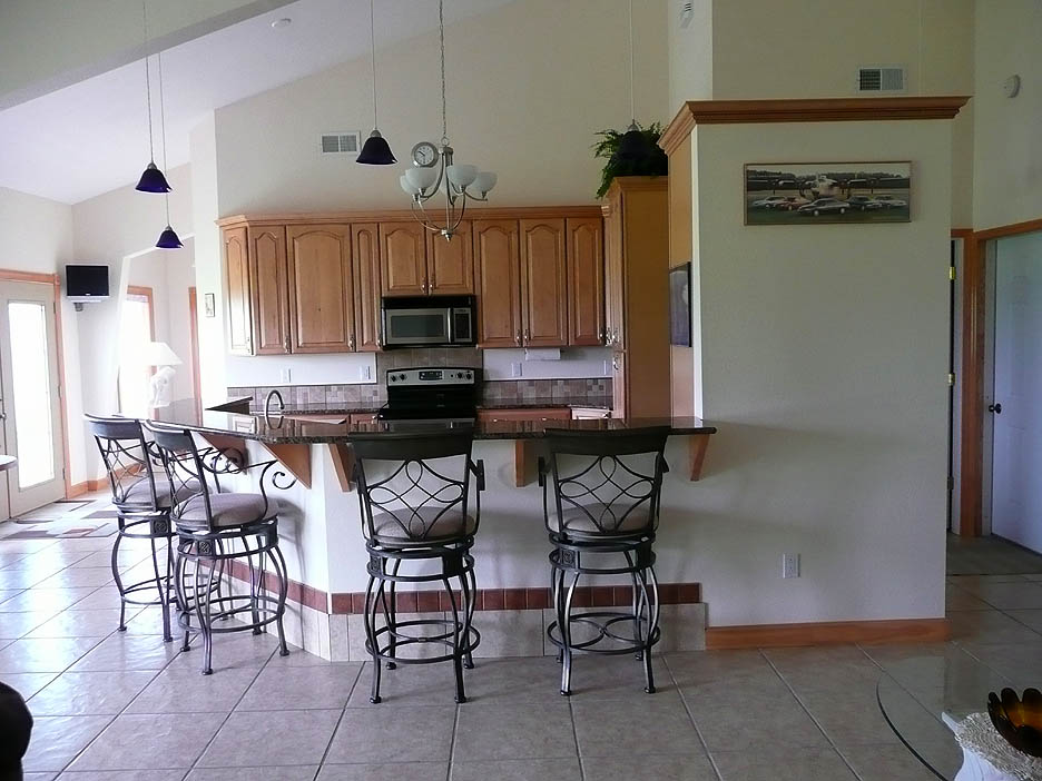 Hangar Home for Sale Hensley Airpark, TN