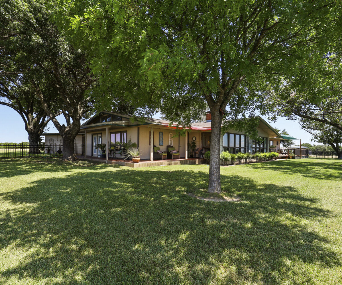 Texas Airport for sale with paved runway for sale, includes home and