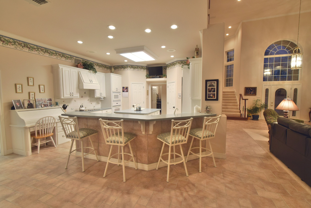 Pecan Plantation Homes For Sale homes with Hangar For Sale D/FW area, Texas