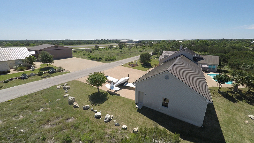 Homes with Hangars For Sale Horseshoe Bay Airport Homes with Hangars
