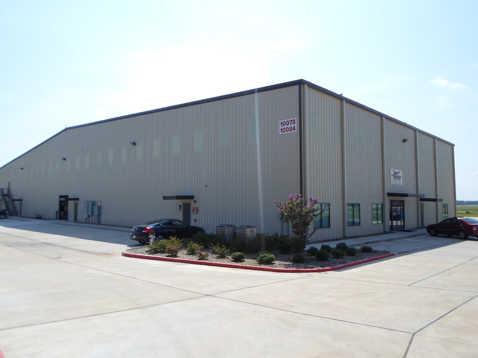 Houston Texas corporate executive multi aircraft hangar for sale