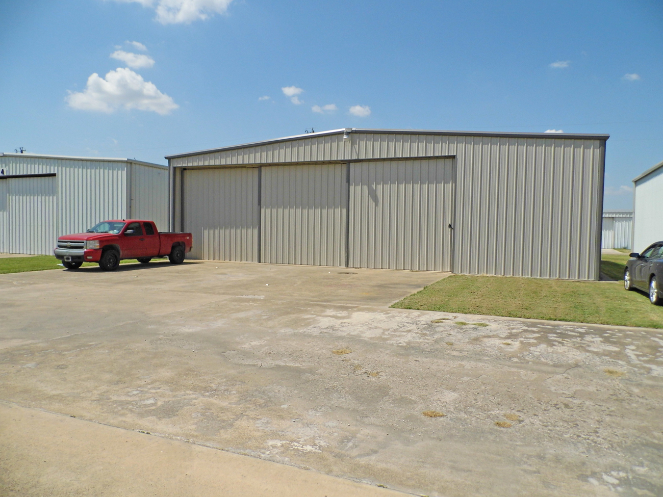Hangar Home Offices Apartment For Sale NW Regional Airport Aero