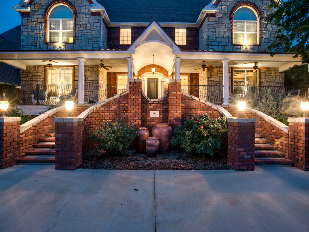 112 Citiation, Cresson [Benbrook], Texas Airport Homes with hangars
