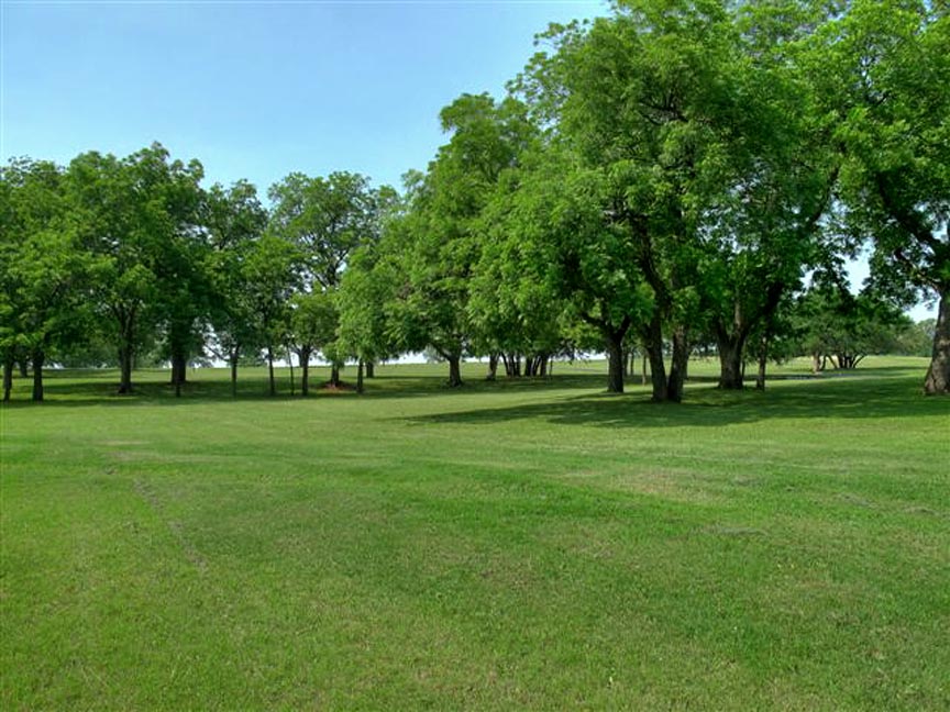 Driftwood Ranch on the Brazos Gated Airport Community Lots For Sale Paved Runway, Granbury